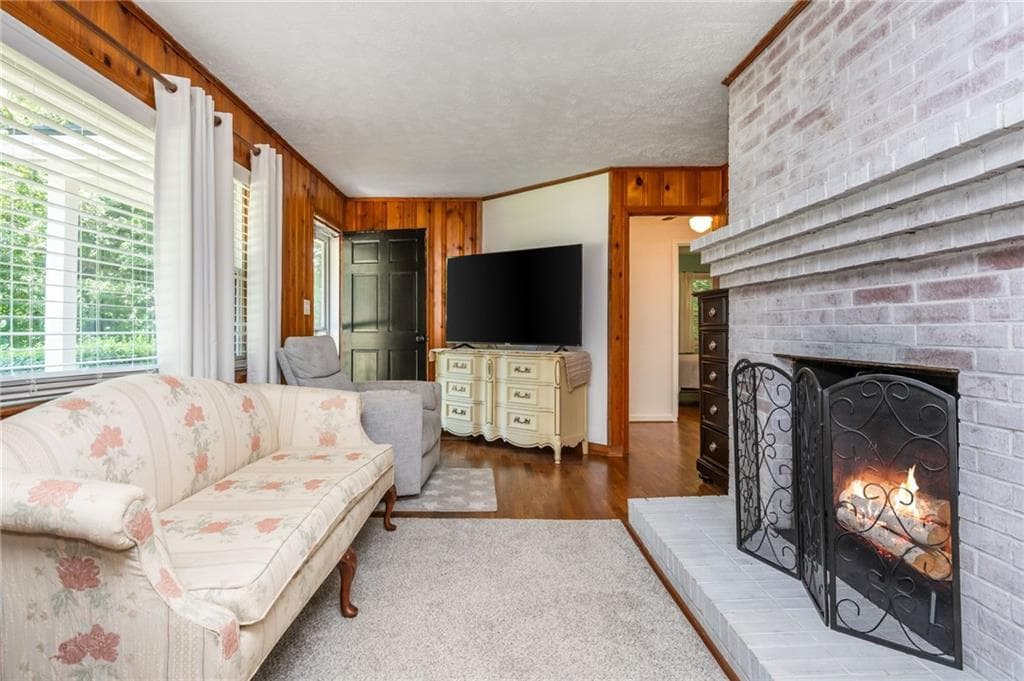 2 bedroom, 2 bathroom, 1,625 sq ft single family residence for sale at 4270 S Main Street, Acworth, GA 30101 — photo 9