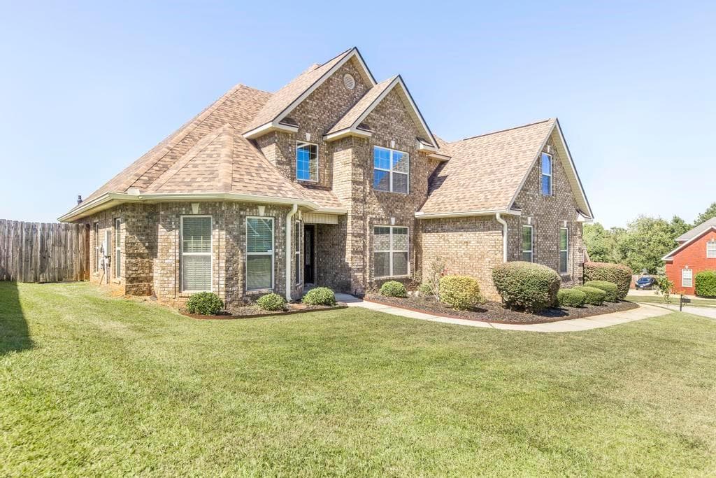 402 Charlotte Drive, Bonaire, GA 31005 — most recent listing photo