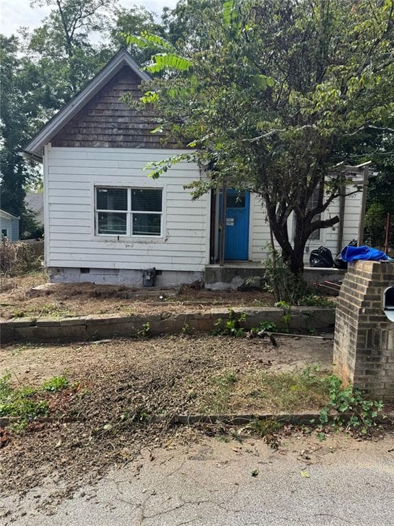 3 bedroom, 2 bathroom, 1,014 sq ft single family residence sold at 997 Ira Street, Atlanta, GA 30310