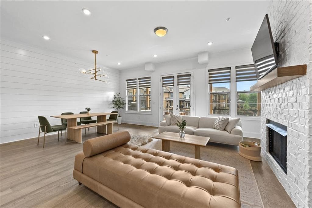 4 bedroom, 4 bathroom, 3,050 sq ft townhouse for sale at 604 Landler Terrace, Alpharetta, GA 30009 — photo 3