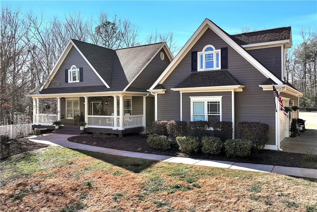 6 bedroom, 4 bathroom, 4,472 sq ft single family residence for sale at 321 Chumbley Road, Dawsonville, GA 30534 — photo 1 of 65