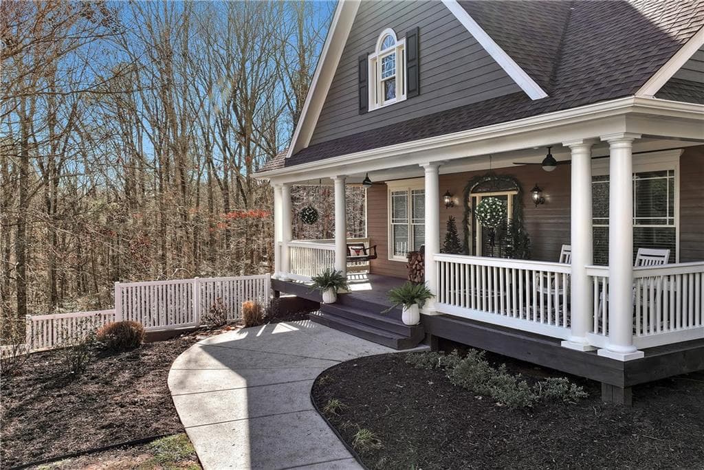 6 bedroom, 4 bathroom, 4,472 sq ft single family residence for sale at 321 Chumbley Road, Dawsonville, GA 30534 — photo 2