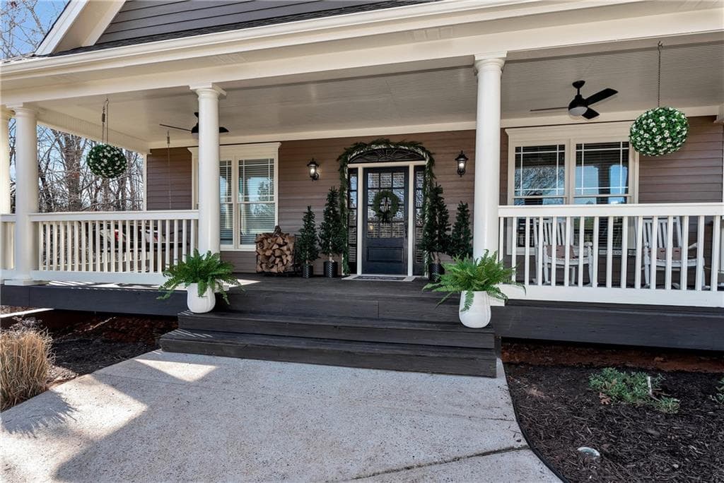 6 bedroom, 4 bathroom, 4,472 sq ft single family residence for sale at 321 Chumbley Road, Dawsonville, GA 30534 — photo 3