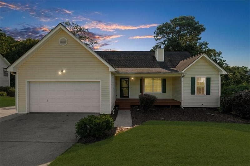 4827 Daintree Court, Flowery Branch, GA 30542 — most recent listing photo