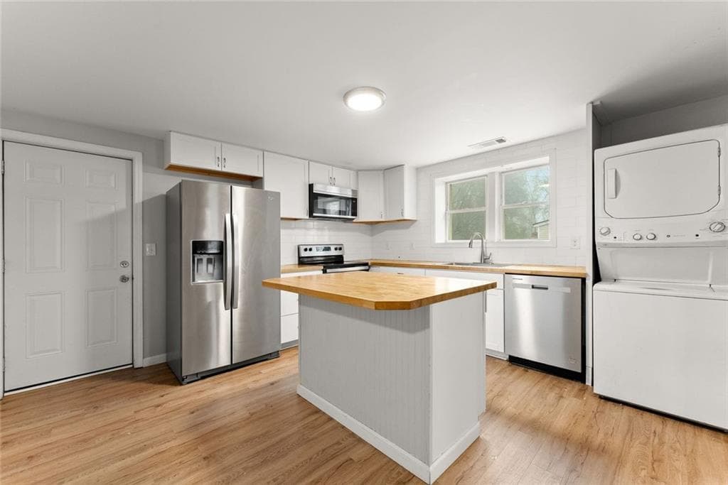 2 bedroom, 1 bathroom, 840 sq ft single family residence for sale at 212 Walker Drive, Monroe, GA 30655 — photo 9