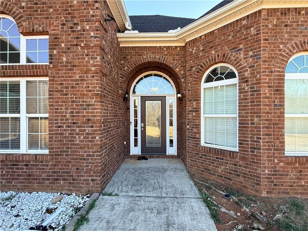 4 bedroom, 4 bathroom, 3,218 sq ft single family residence for sale at 320 Pecan Court, Mcdonough, GA 30252 — photo 4