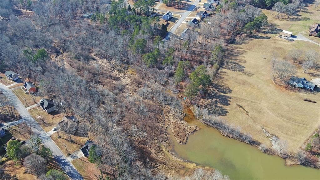 single family residence for sale at 2540 Wyndham Park Drive, Buford, GA 30519 — photo 6