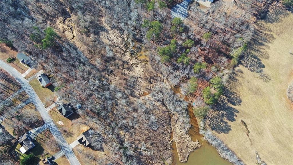 single family residence for sale at 2540 Wyndham Park Drive, Buford, GA 30519 — photo 8