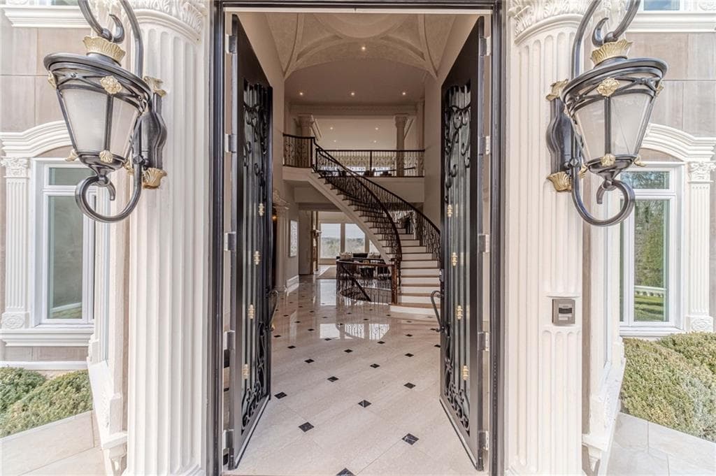 6 bedroom, 9 bathroom, 17,692 sq ft single family residence for sale at 8330 Jett Ferry Road, Sandy Springs, GA 30350 — photo 6