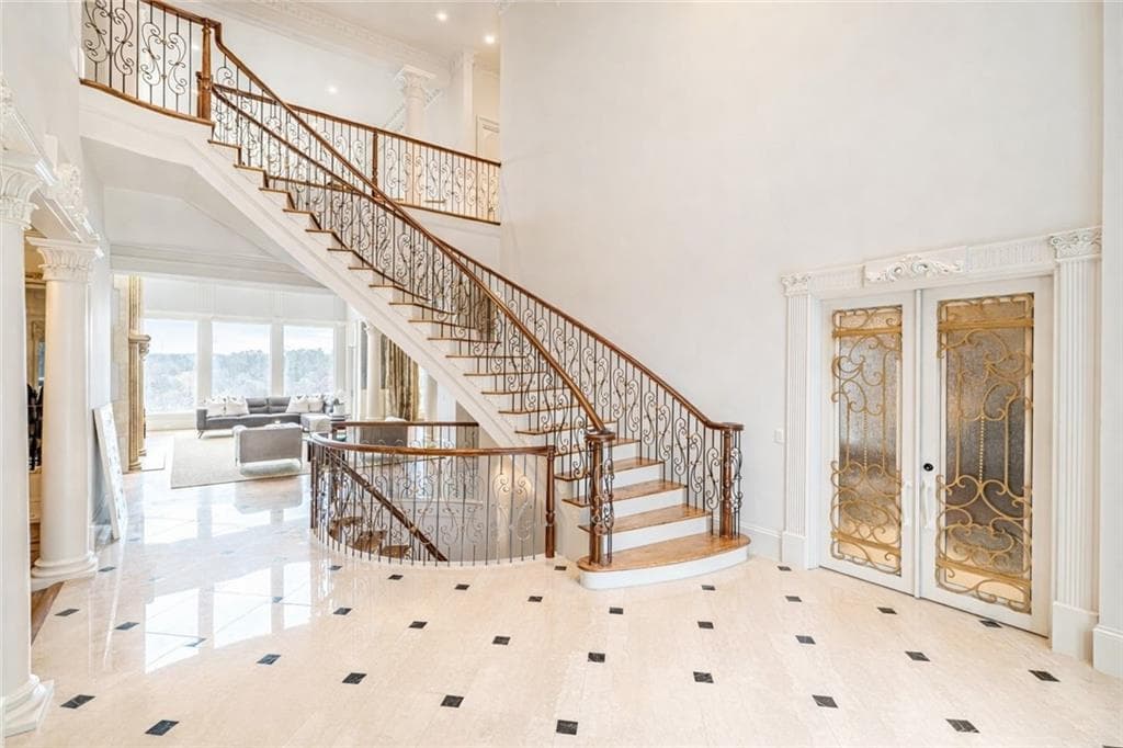 6 bedroom, 9 bathroom, 17,692 sq ft single family residence for sale at 8330 Jett Ferry Road, Sandy Springs, GA 30350 — photo 7