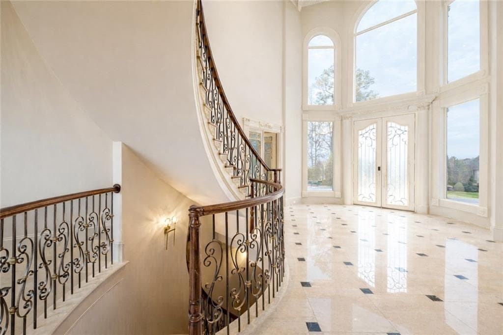 6 bedroom, 9 bathroom, 17,692 sq ft single family residence for sale at 8330 Jett Ferry Road, Sandy Springs, GA 30350 — photo 8