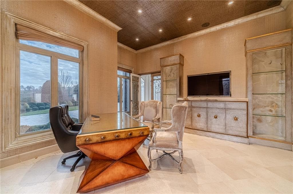 6 bedroom, 9 bathroom, 17,692 sq ft single family residence for sale at 8330 Jett Ferry Road, Sandy Springs, GA 30350 — photo 10