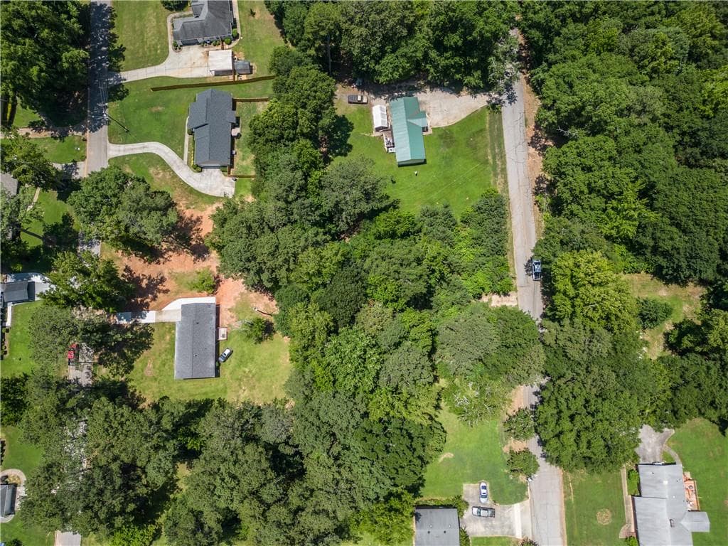 single family residence for sale at 10161 N Dinah Circle, Covington, GA 30014 — photo 7