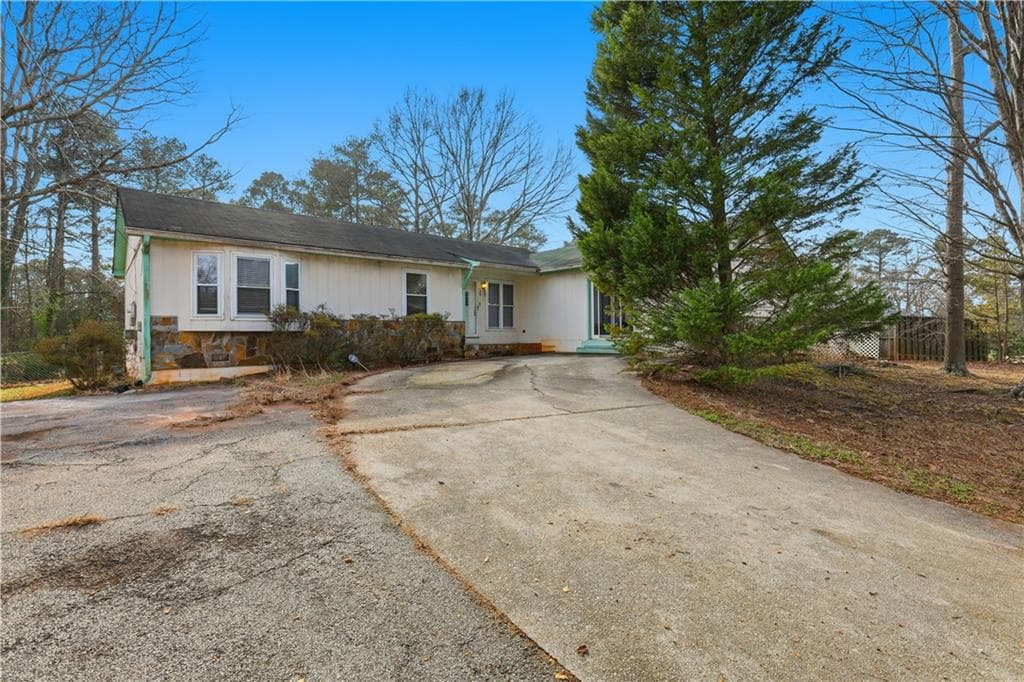2035 Mcduffie Road, Austell, GA 30106 — most recent listing photo