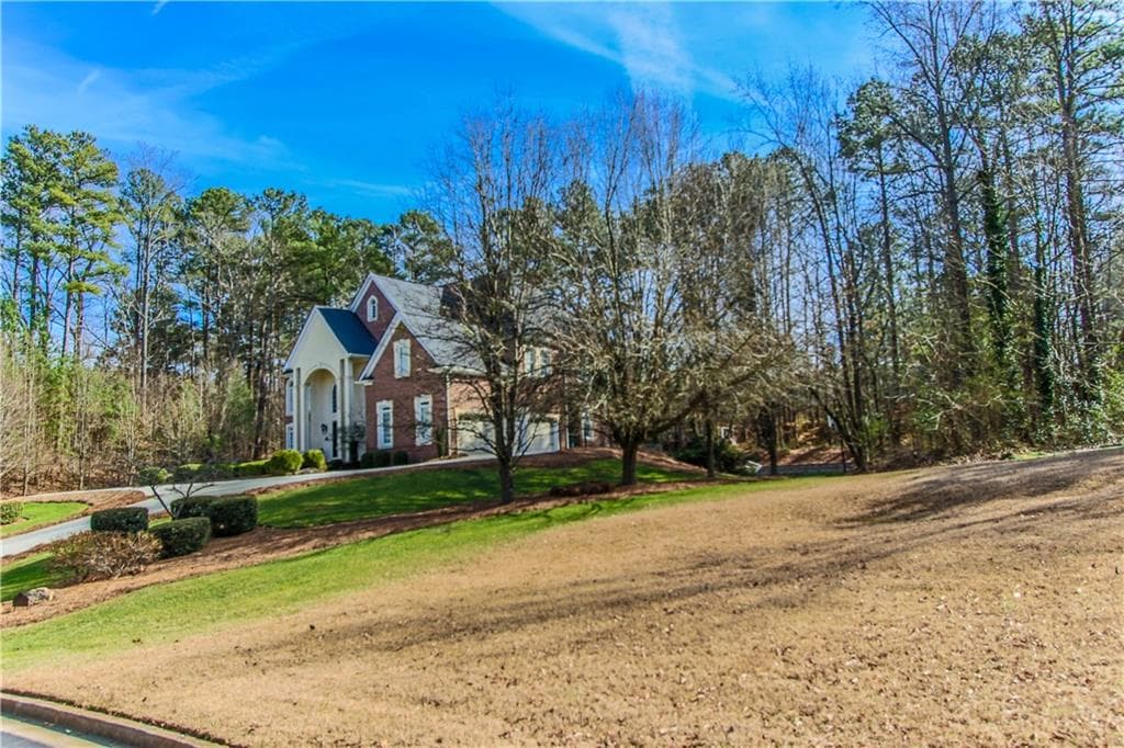 single family residence for sale at 480 Carondelett Cove, Atlanta, GA 30331 — photo 5