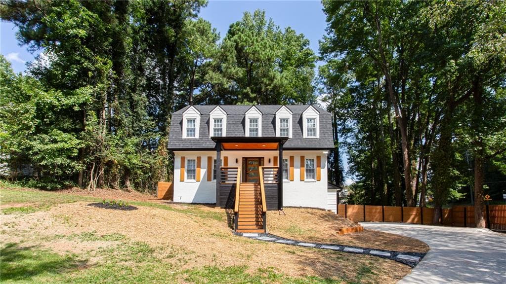 4 bedroom, 3 bathroom, 2,316 sq ft single family residence sold at 2867 Holly Oaks Drive, Marietta, GA 30062