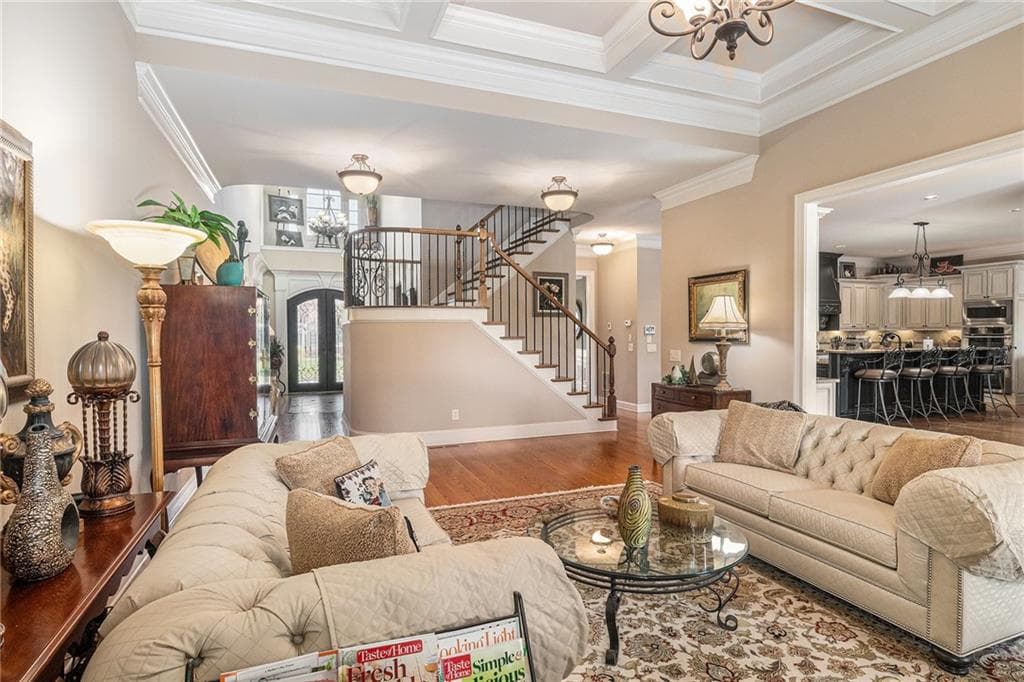 6 bedroom, 7 bathroom, 6,598 sq ft single family residence for sale at 2088 Skybrooke Court, Hoschton, GA 30548 — photo 10