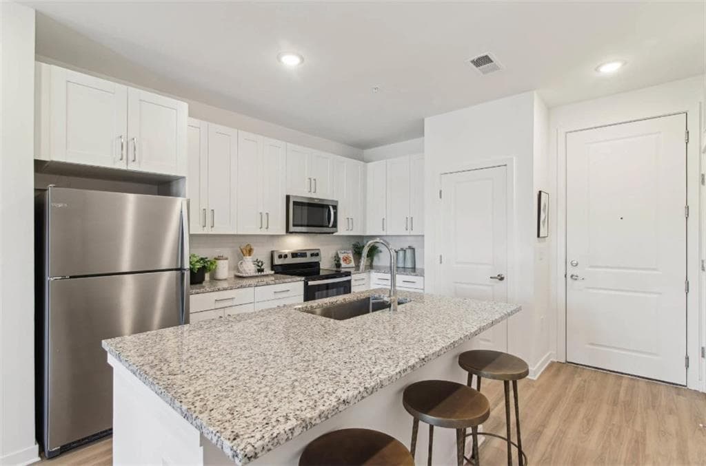 2 bedroom, 2 bathroom, 1,083 sq ft apartment for rent at 550 Webb Gin House Road 2408, Lawrenceville, GA 30045 for $1,855 a month — photo 2
