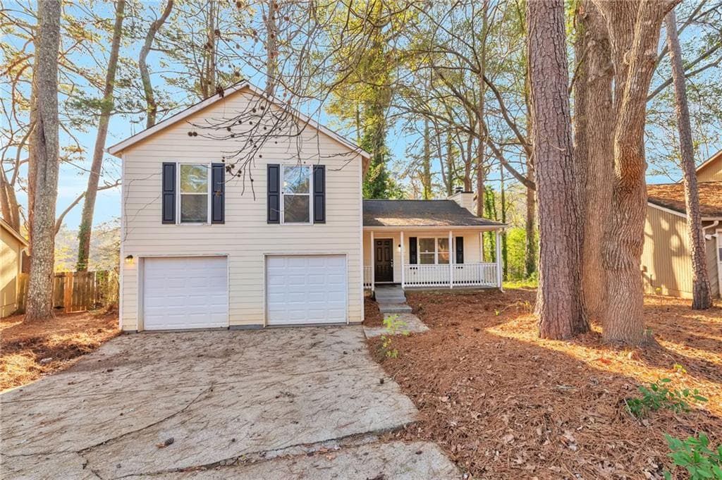 1012 Mainstreet Lake Drive, Stone Mountain, GA 30088 — most recent listing photo