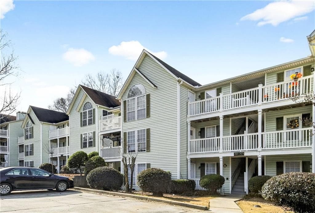 305 Cobblestone Trail, Avondale Estates, GA 30002 — most recent listing photo