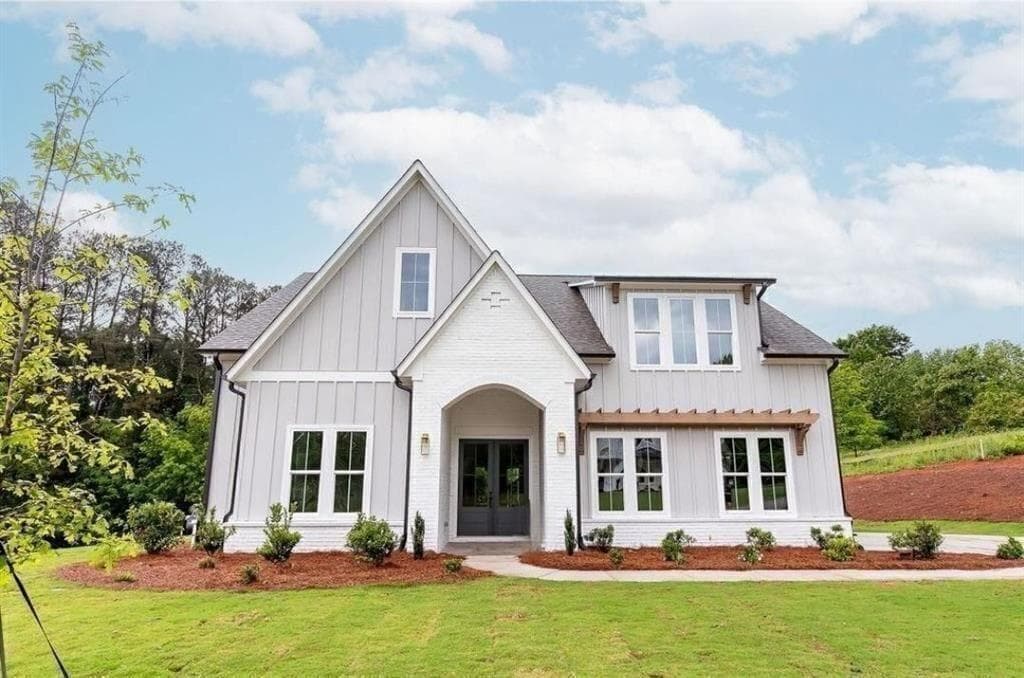 8310 Creekside Overlook Drive, Gainesville, GA 30506 — most recent listing photo