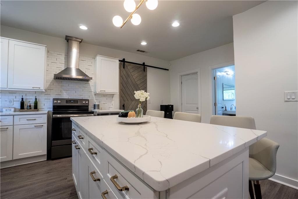 3 bedroom, 3 bathroom single family residence for rent at 811 King Road, Stone Mountain, GA 30088 for $3,300 a month — photo 8