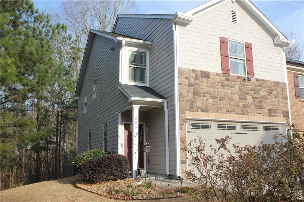 256 Bobbie Way, Woodstock, GA 30189 — most recent listing photo