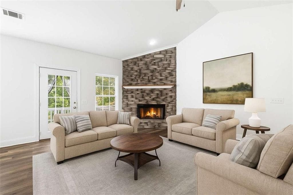 4 bedroom, 3 bathroom, 2,704 sq ft single family residence under contract at 622 Spring Crest Road, Cleveland, GA 30528 — photo 7