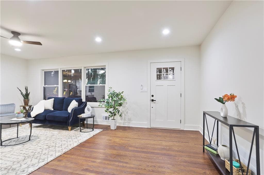 3 bedroom, 2 bathroom, 1,294 sq ft single family residence for sale at 2798 Hidden Forest Court, Atlanta, GA 30316 — photo 6
