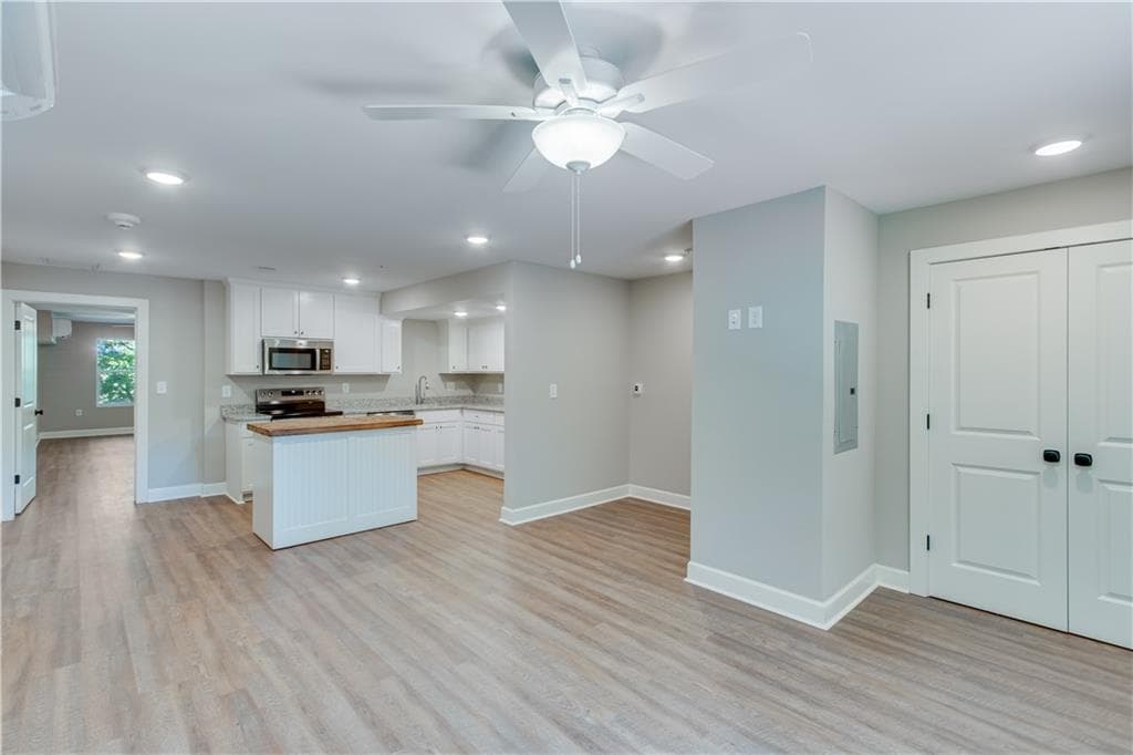 1 bedroom, 1 bathroom, 938 sq ft apartment for rent at 710 Jesse Jewell Parkways 106 - LOWER LEVEL, Gainesville, GA 30501 for $1,495 a month — photo 6