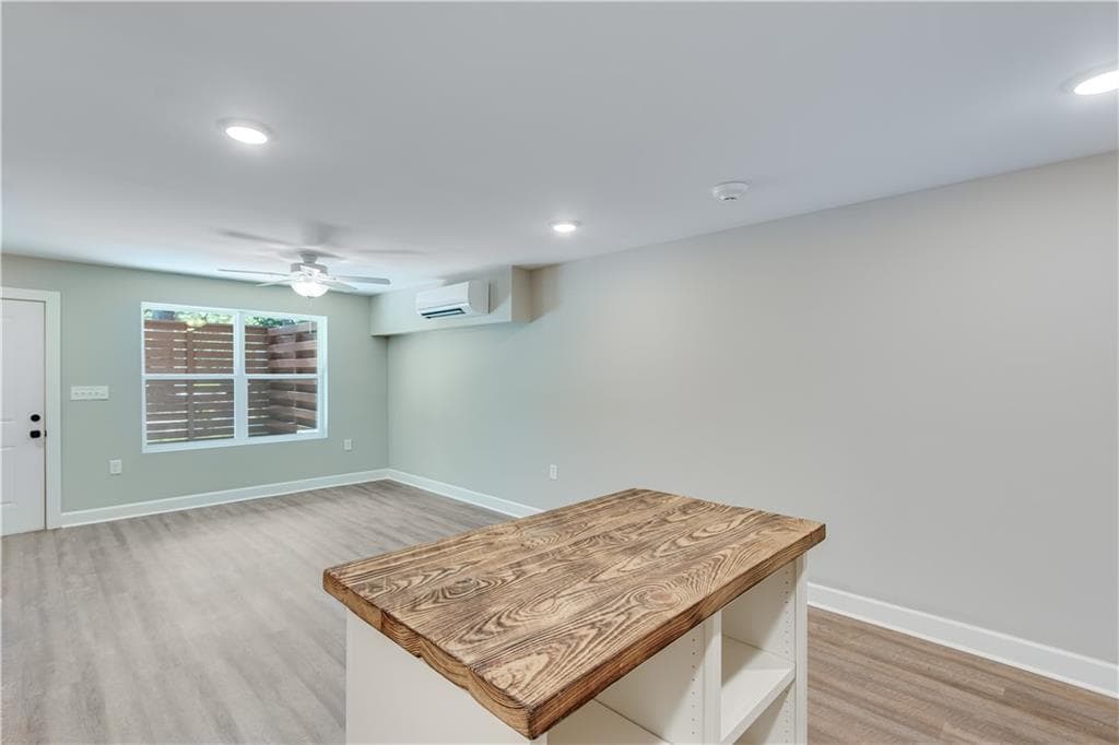 1 bedroom, 1 bathroom, 938 sq ft apartment for rent at 710 Jesse Jewell Parkways 106 - LOWER LEVEL, Gainesville, GA 30501 for $1,495 a month — photo 9