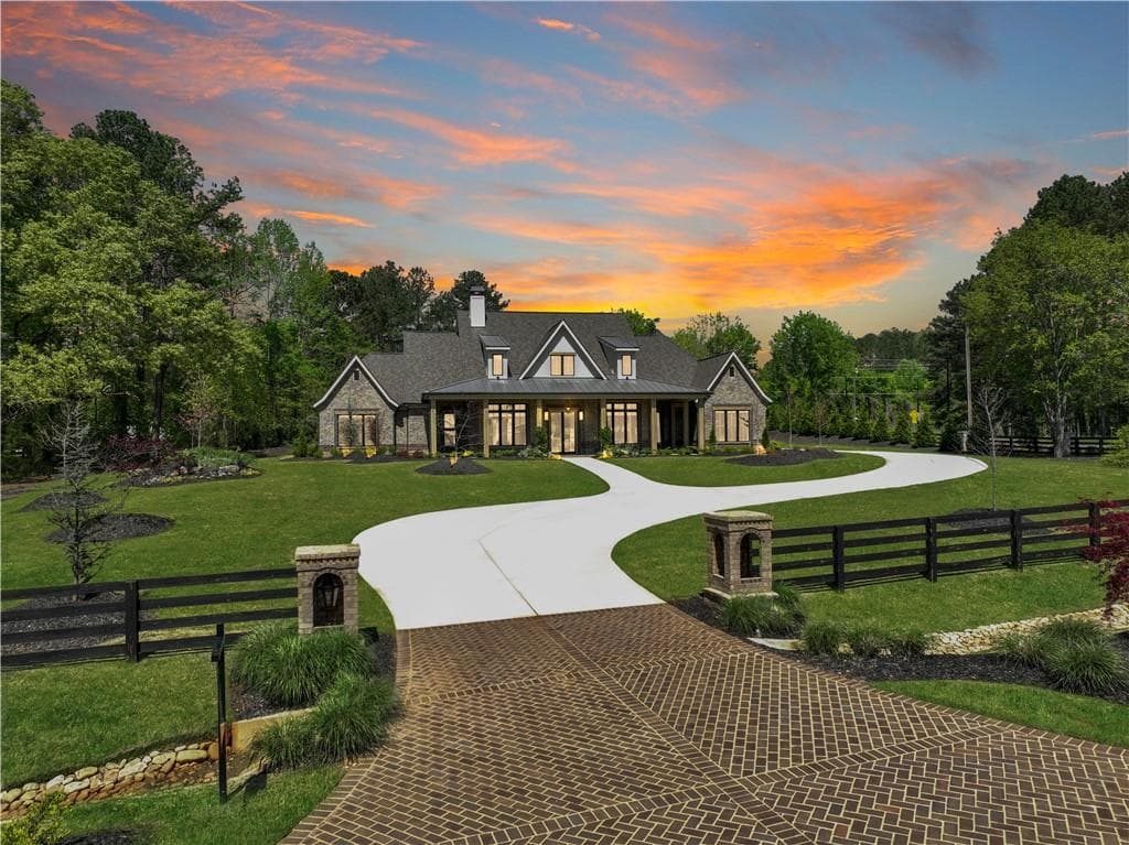 1000 Haddie Way, Alpharetta, GA 30004 — most recent listing photo