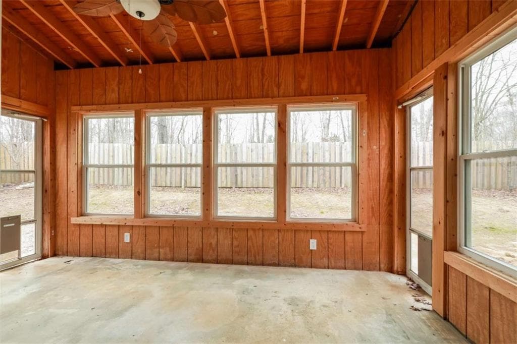 4 bedroom, 3 bathroom, 2,395 sq ft single family residence for sale at 2301 Foxy Drive, Bethlehem, GA 30620 — photo 3