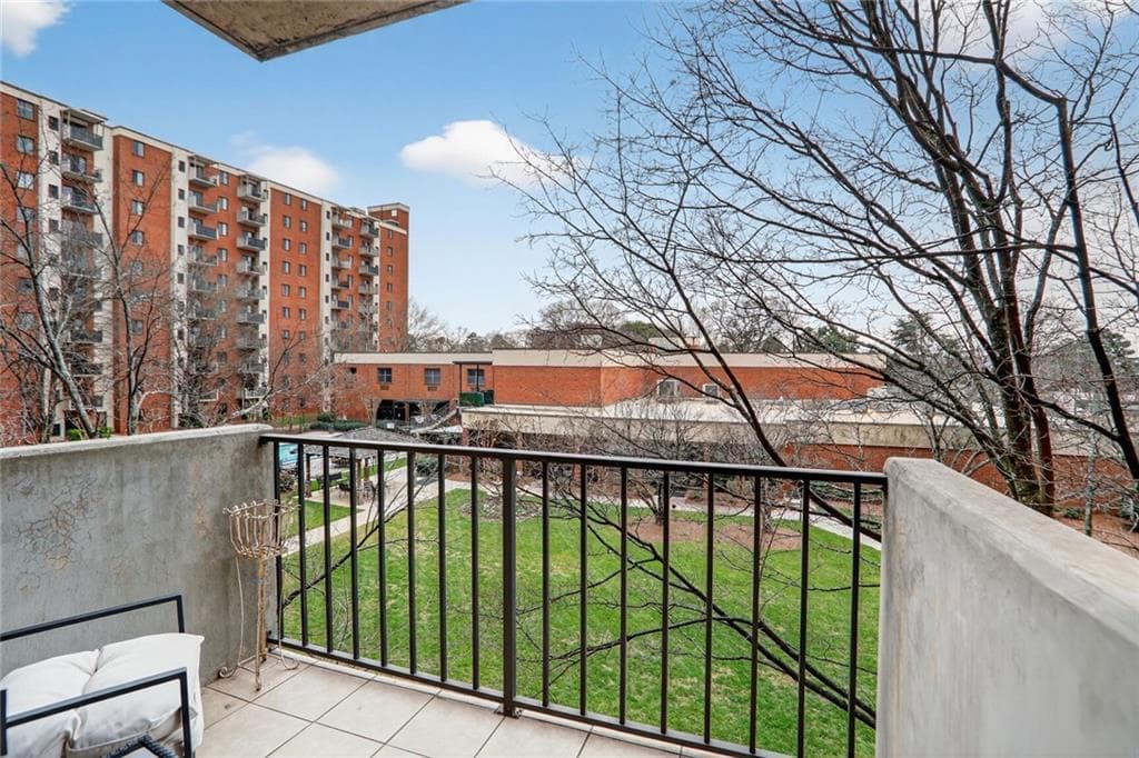 300 Johnson Ferry Road B304, Atlanta, GA 30328 — most recent listing photo