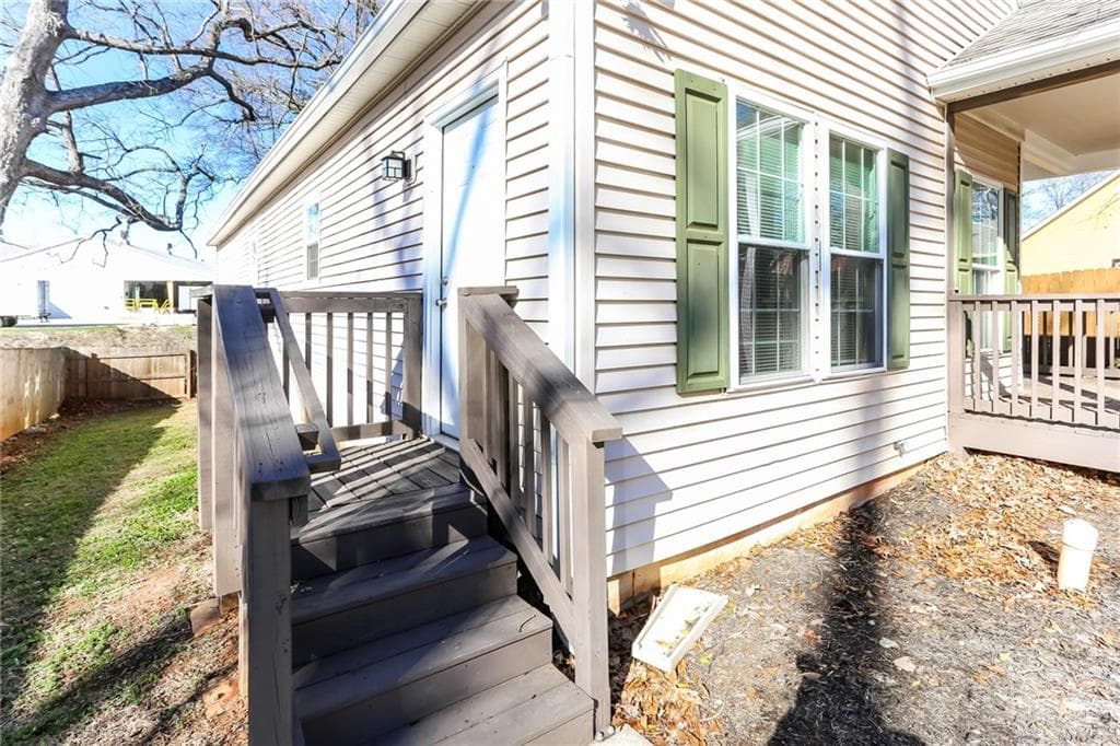4 bedroom, 2 bathroom, 1,288 sq ft single family residence for sale at 1681 Lanier Drive, Atlanta, GA 30310 — photo 5