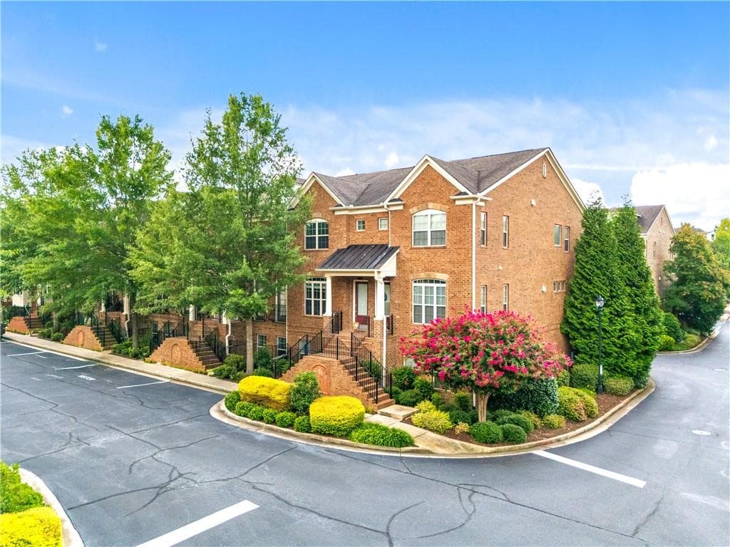 198 Alderwood Point, Atlanta, GA 30328 — most recent listing photo