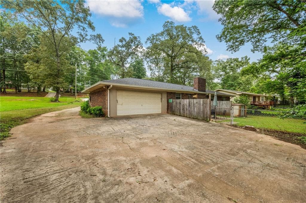 2 bedroom, 2 bathroom, 1,300 sq ft single family residence for rent at 4839 Lehigh Drive, Douglasville, GA 30135 for $4,500 a month — photo 5