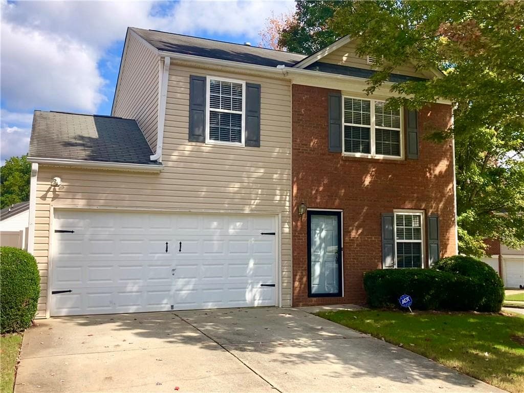 423 Royal Oak Drive, Acworth, GA 30102 — most recent listing photo