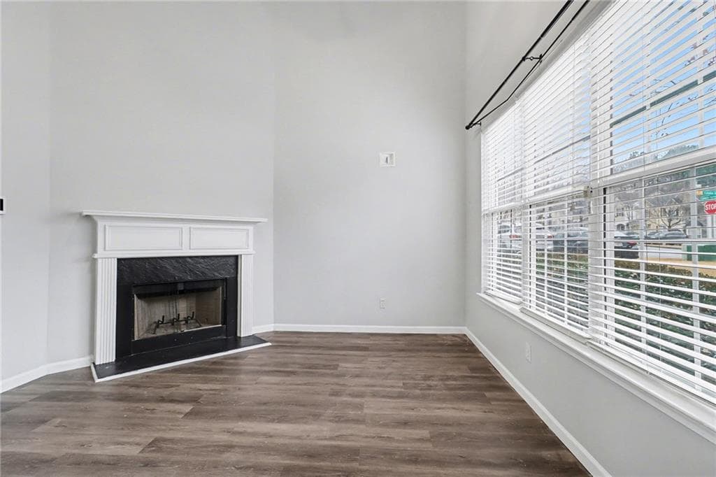 3 bedroom, 3 bathroom, 1,566 sq ft townhouse for sale at 6109 Camden Forrest Drive, Riverdale, GA 30296 — photo 7