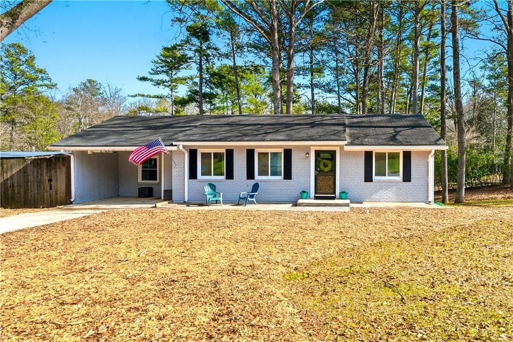 3025 Valley Circle, Decatur, GA 30033 — most recent listing photo