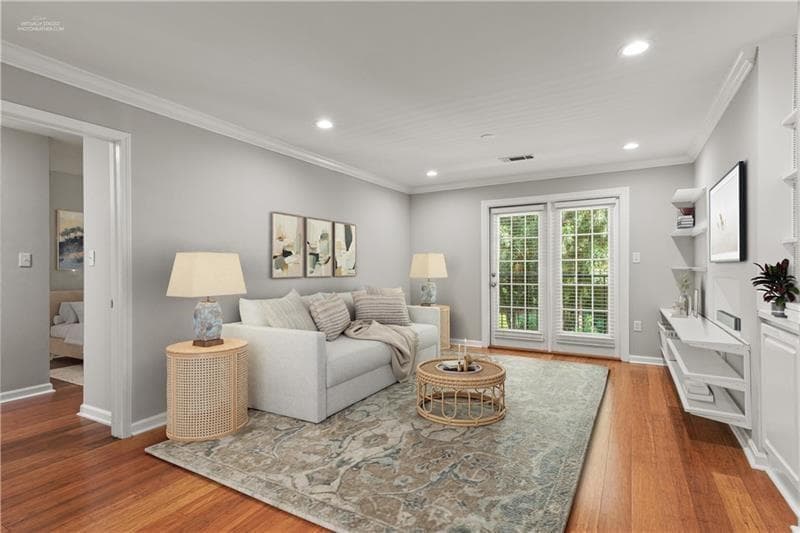 2 bedroom, 2 bathroom, 981 sq ft condominium sold at 3655 Habersham Road A119, Atlanta, GA 30305