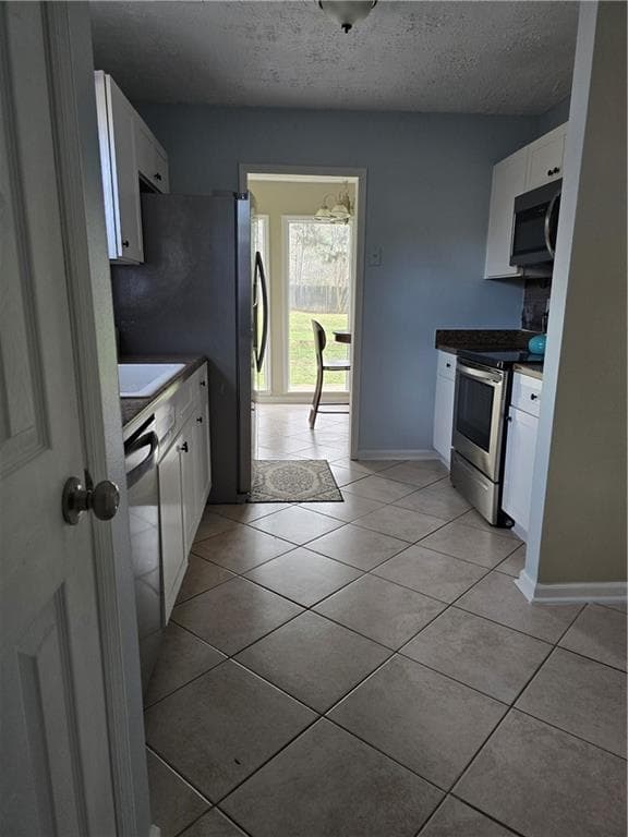 3 bedroom, 2 bathroom, 1,602 sq ft single family residence for sale at 4132 Summer Place, Snellville, GA 30039 — photo 9