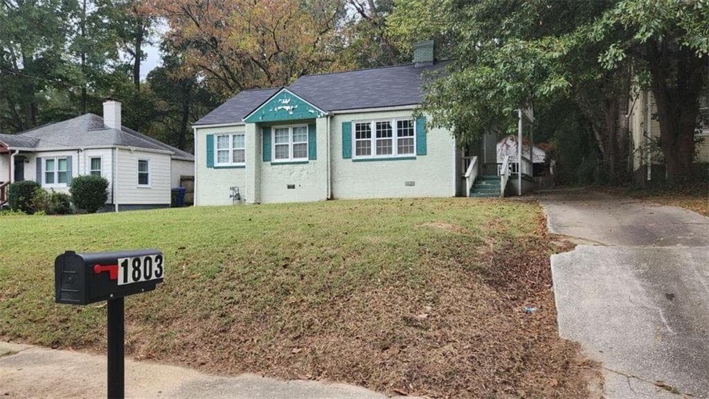 3 bedroom, 1 bathroom, 1,178 sq ft single family residence sold at 1803 S Gordon Street, Atlanta, GA 30310