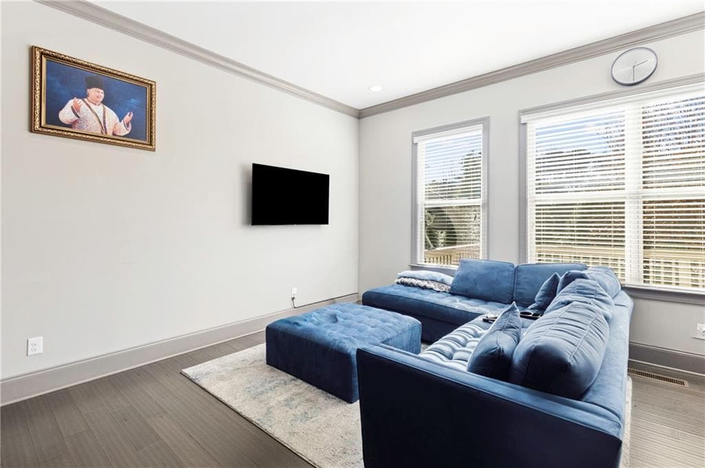 3 bedroom, 4 bathroom, 2,950 sq ft townhouse for sale at 1802 Stephanie Trail, Atlanta, GA 30329 — photo 8