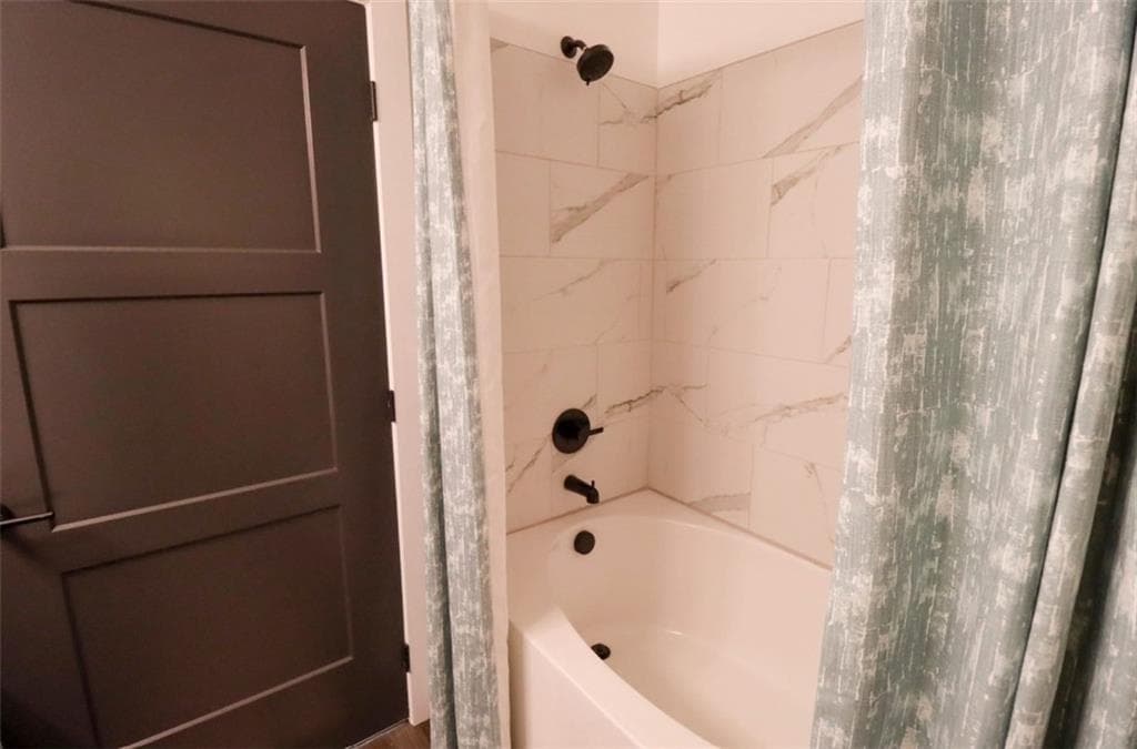 1 bedroom, 1 bathroom, 739 sq ft apartment for rent at 305 Collins Industrial Way 3004, Lawrenceville, GA 30043 for $1,581 a month — photo 9