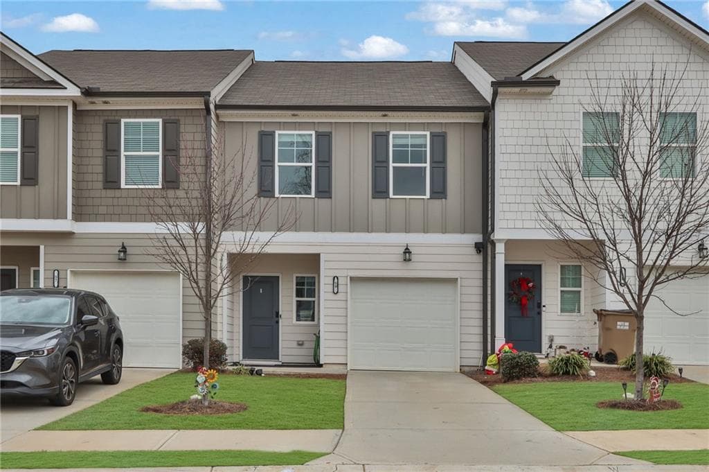 3 bedroom, 3 bathroom, 1,467 sq ft townhouse for sale at 59 Regent Park, Hoschton, GA 30548 — photo 2
