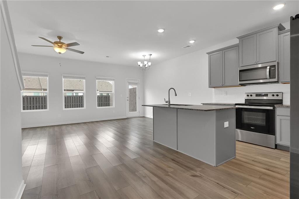3 bedroom, 3 bathroom, 1,467 sq ft townhouse for sale at 59 Regent Park, Hoschton, GA 30548 — photo 7