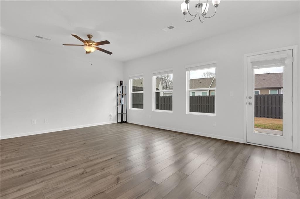 3 bedroom, 3 bathroom, 1,467 sq ft townhouse for sale at 59 Regent Park, Hoschton, GA 30548 — photo 8