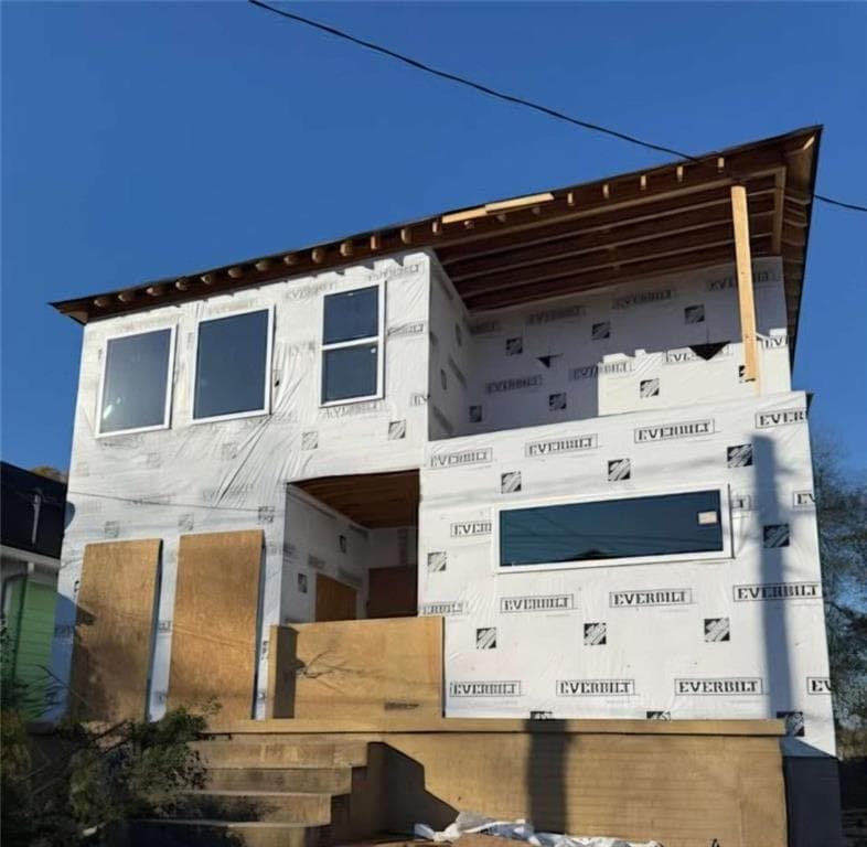 4 bedroom, 5 bathroom, 3,000 sq ft single family residence sold at 681 Ira Street, Atlanta, GA 30310