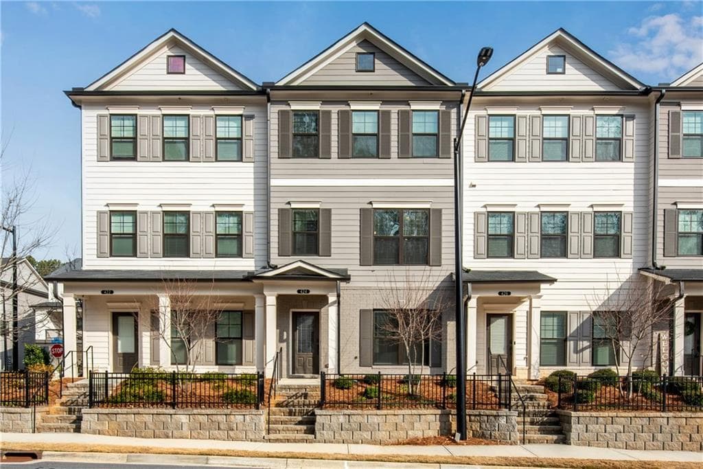 424 Stovall Place, Woodstock, GA 30188 — most recent listing photo
